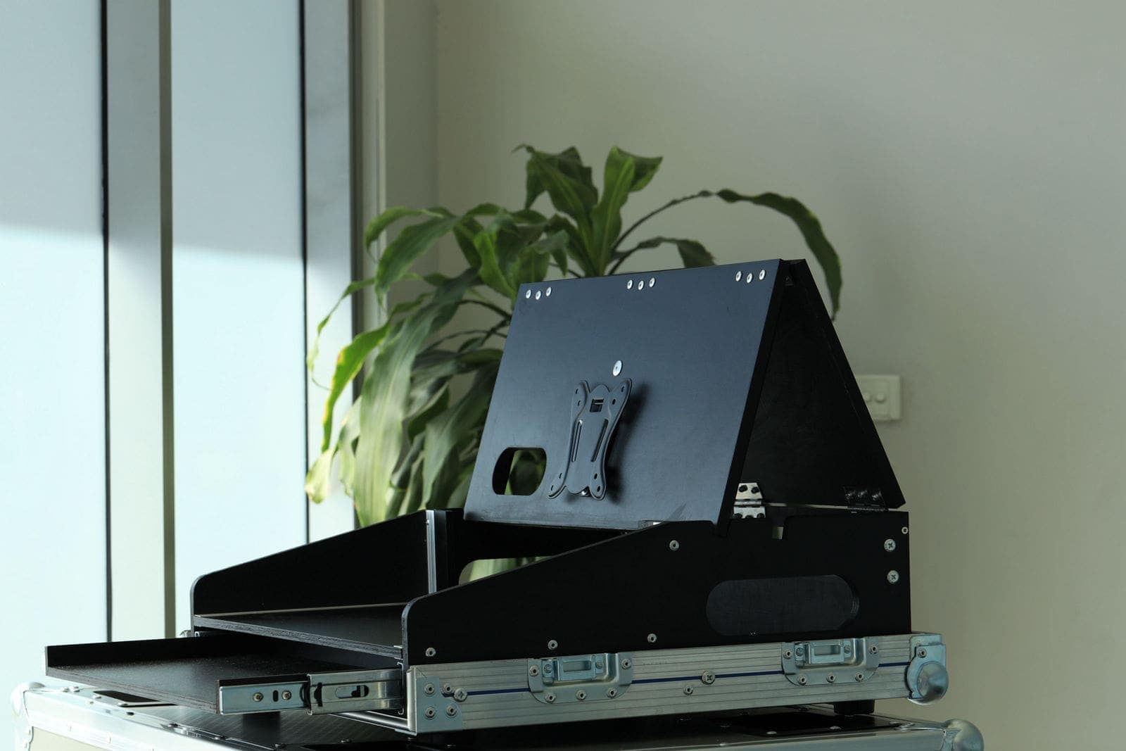 Flypack Lighting Production Case For Chamsys Pc Wing Compact 1 Flypack Lighting Production Case For Chamsys Pc Wing Compact