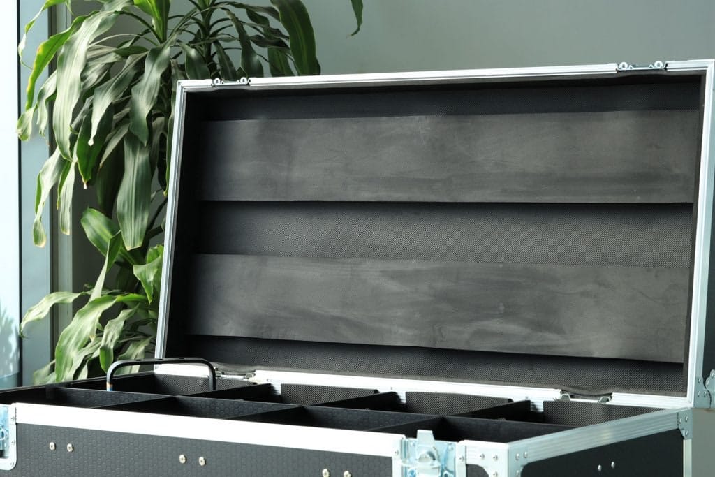 f415vw ovation road case