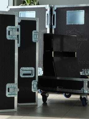 Db Technologies Vio L208 Speaker Case 3