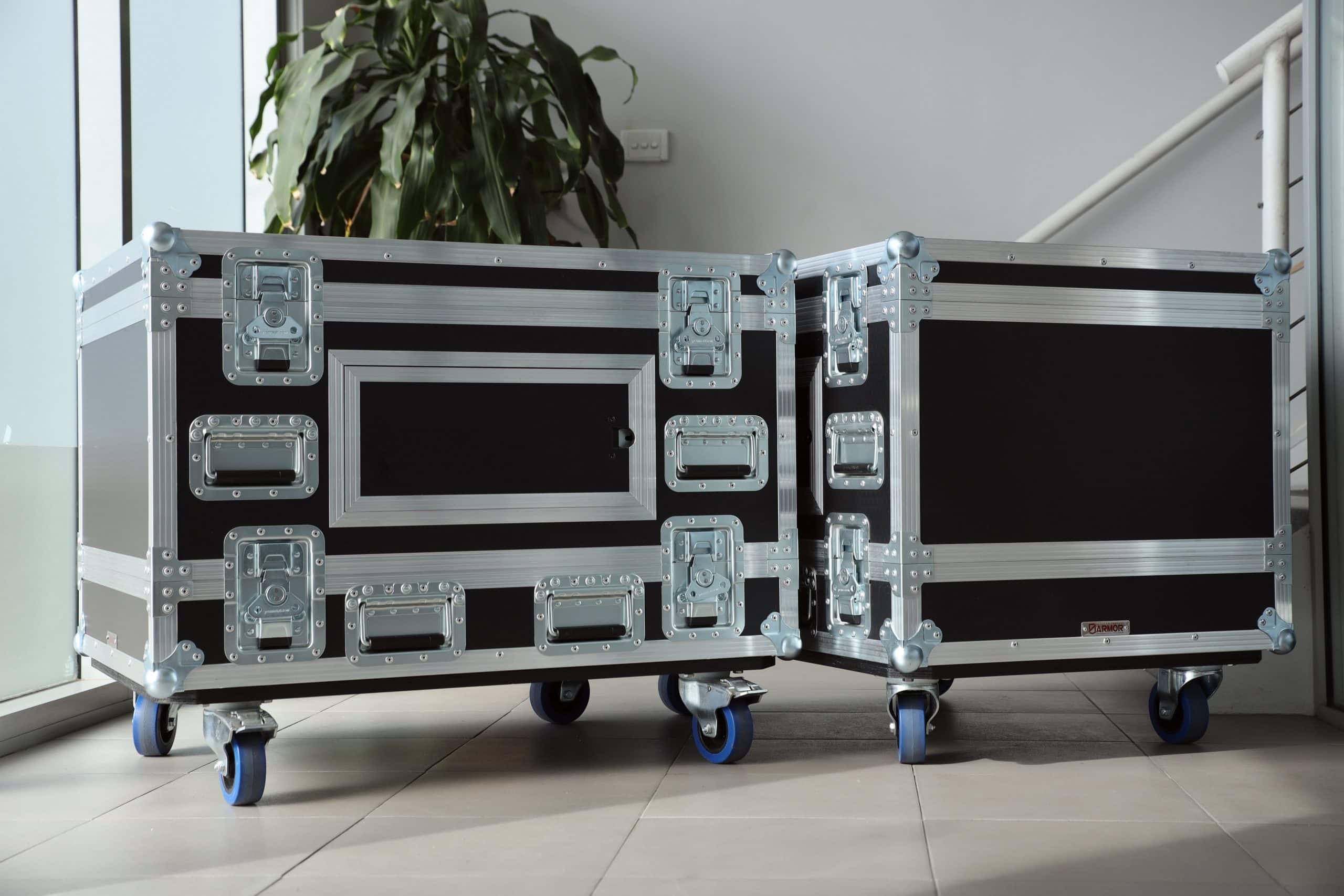 Coffee Cart Cases With Strong Latches
