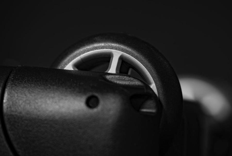Nanuk 970 Plastic Injection Molded Case 1 Feature-Wheels_900X