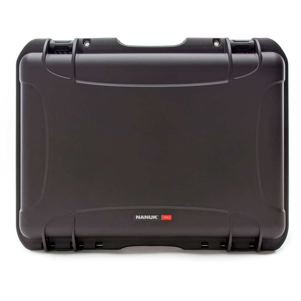 Nanuk_940_Standing_Black