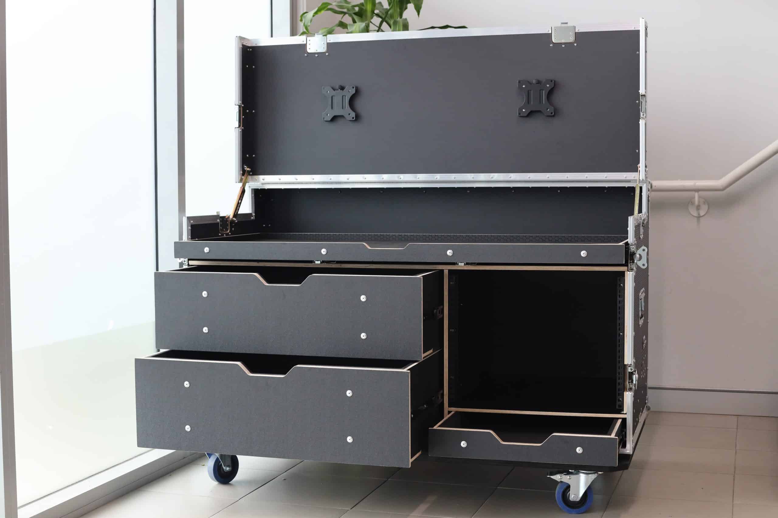 Flypack Av Production Workstation Road Case Ws-Gi600 1 Flypack Av Production Workstation Road Case Ws-Gi600