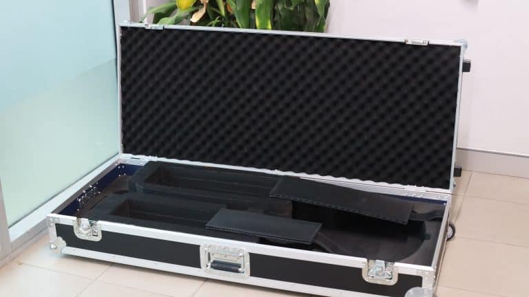 Road Case For Hofner 500/3 Bass Guitar With Foam Insert