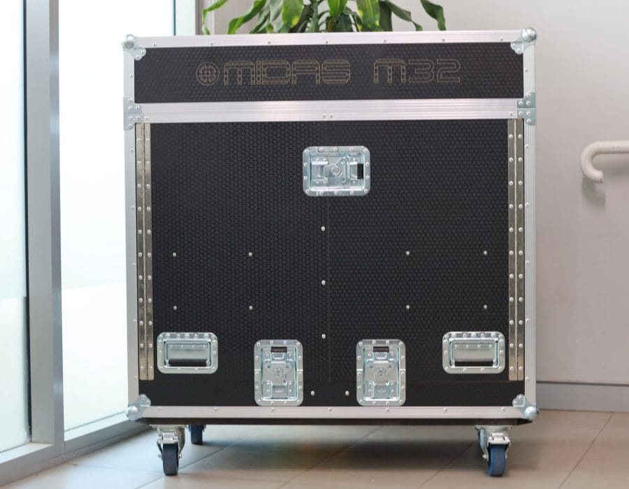 Audio Console Case For Midas M32 3 Audio Console Case For Midas M32