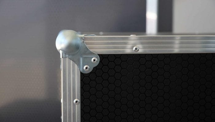 Armor C3102 3-Legged Large Ball Corner With 30Mm Offset 3 Armor C3102 Large Ball Corner With 30Mm Offsets
